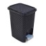 LIXEIRA RATTAN PRETA C/ PEDAL 7L UN.